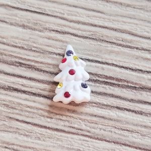 🦉HTF White Christmas Tree Charm